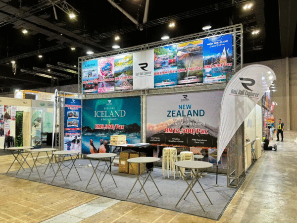 Peninsula Booths - 10*30 BOOTHS - Image 3