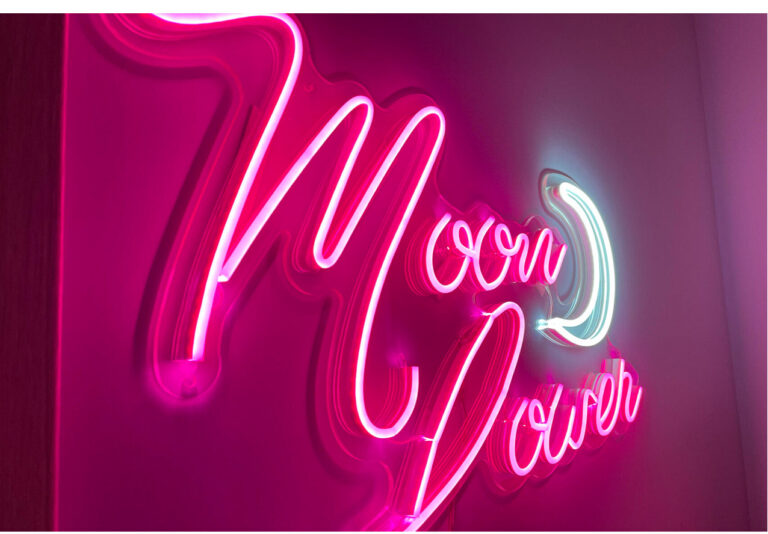 Single-Line Neon Light