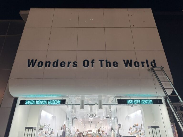 Wonder of the Wonder-Foam Sign