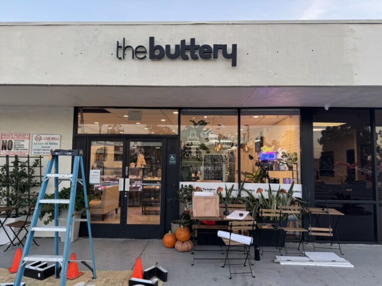the buttery – Reverse channel letters
