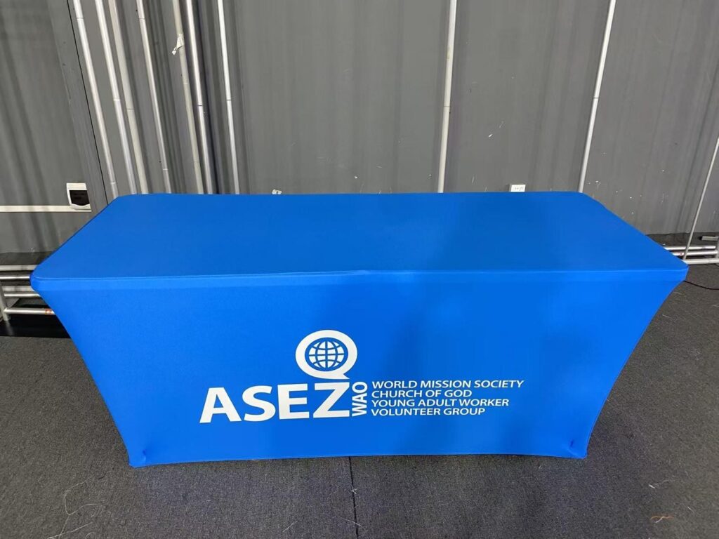 Fitted stretch table cover with logo
